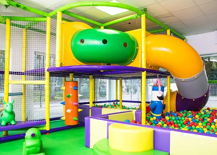 Village de vacances & *